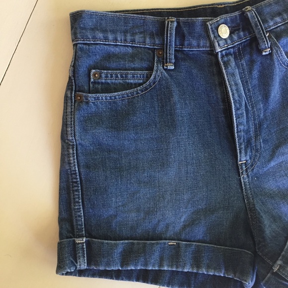 GAP Denim high waisted mom shorts - Picture 3 of 5